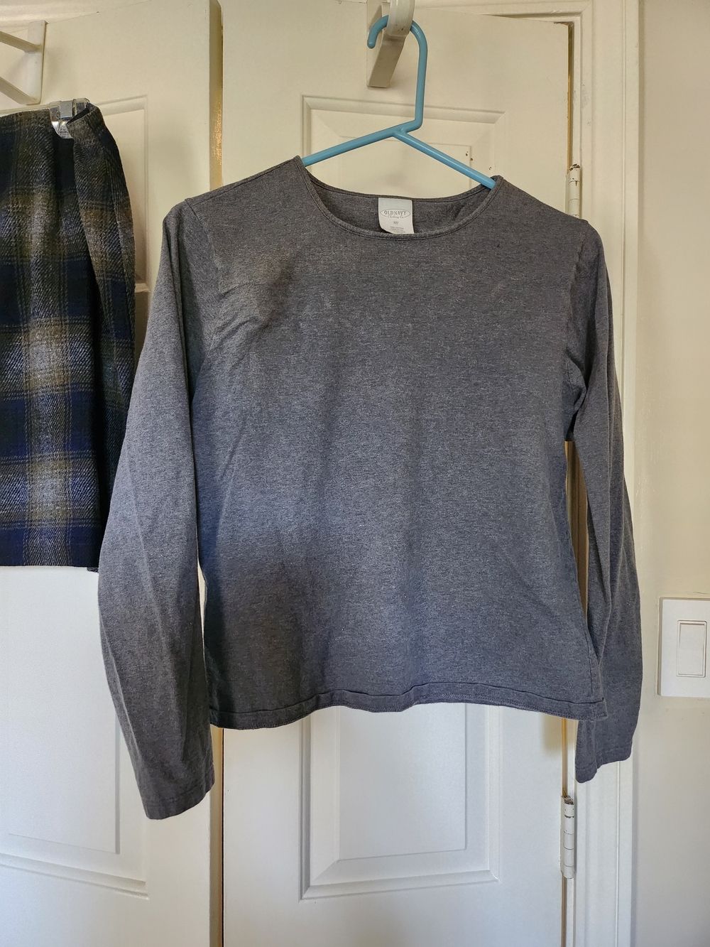 Old Navy Women's Heather Gray Crewneck Sweater